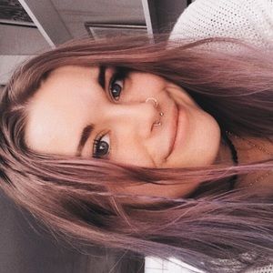 Meet your Posher, Megan